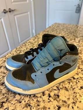 Nike Kids Light Blue and Black Jordan 1 Low Sneakers